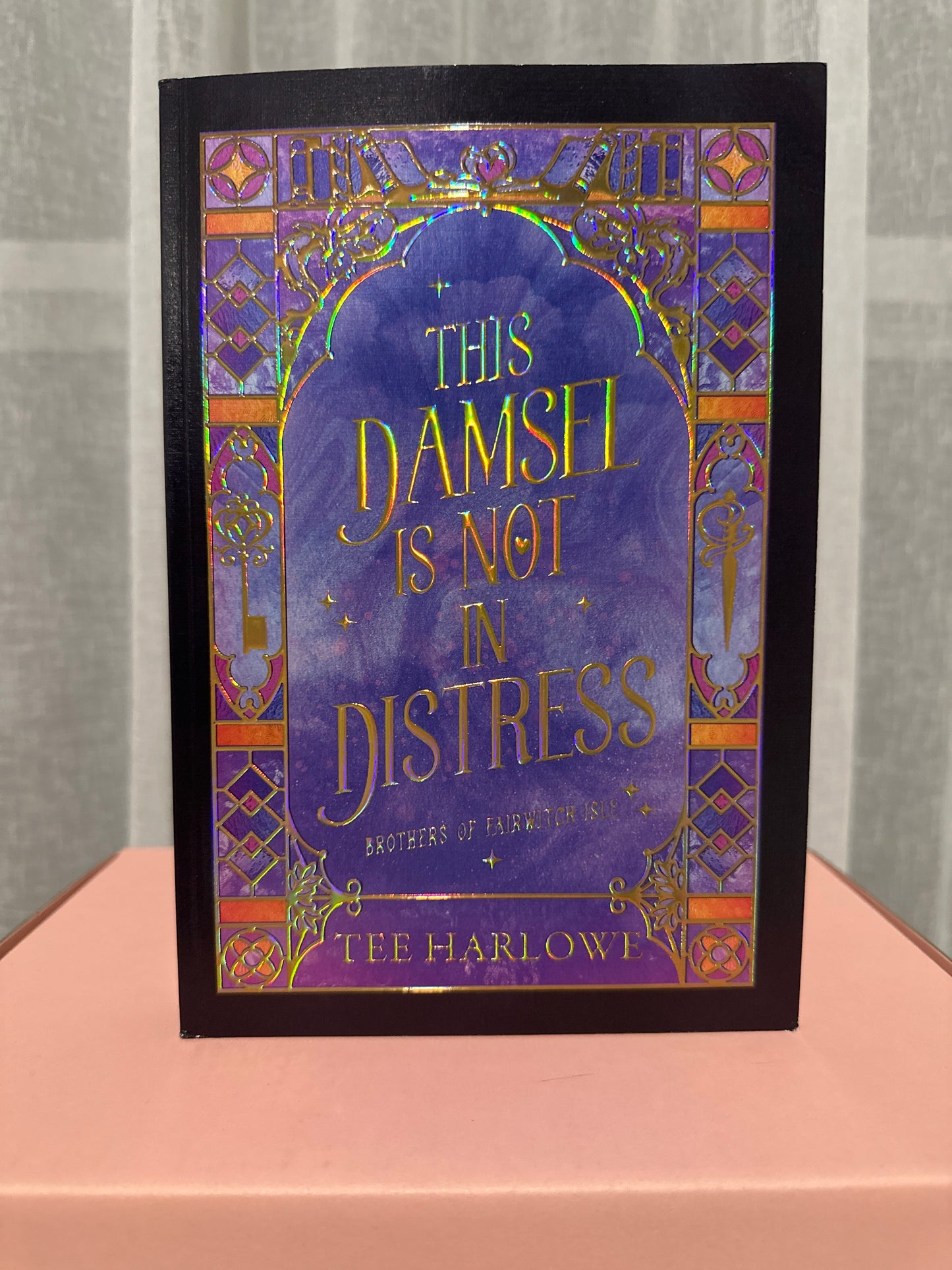 This Damsel Is Not In Distress [Hand signed Special Edition ]