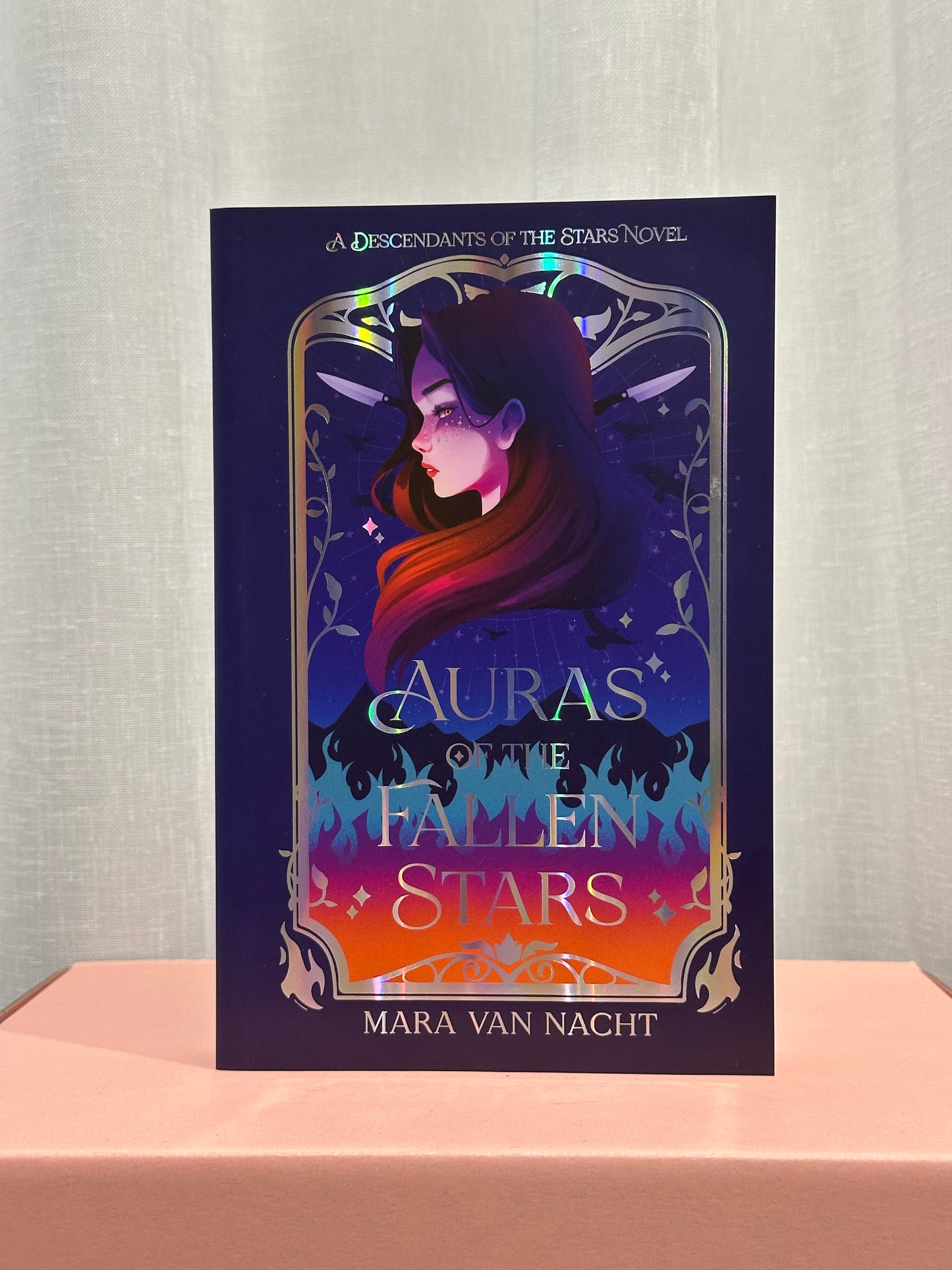 Auras of the Fallen Stars (Book 1: Descendants of the Stars)
